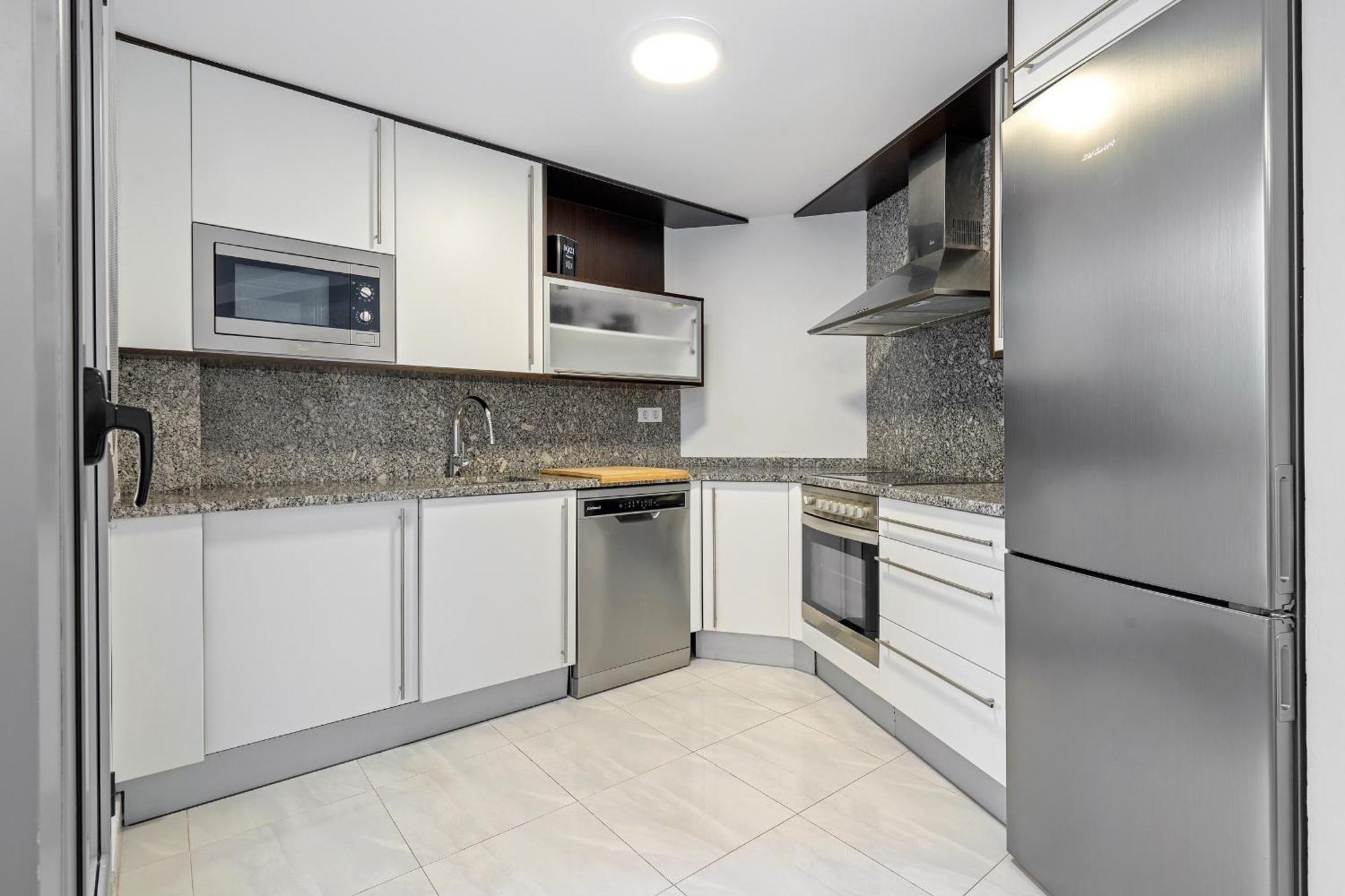 Hauzify I Apartament Mestral كامبريلس المظهر الخارجي الصورة