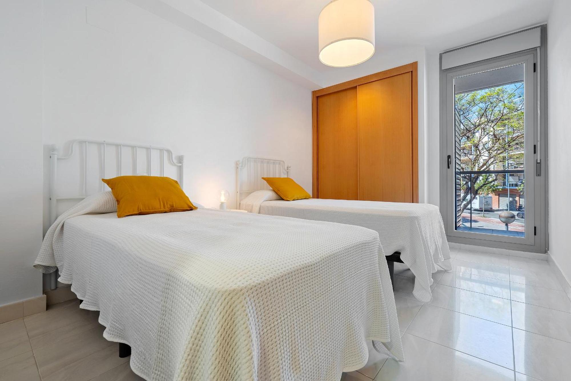 Hauzify I Apartament Mestral كامبريلس المظهر الخارجي الصورة